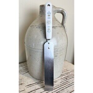 Vintage Ekco Tulip Flower Design Spatula Icing Spreader USA /Country Kitchen 12”